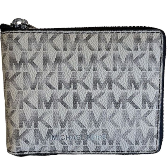 NWT COOPER 362LCOF3B HEMP/BROWN
BILLFOLD W ZIP ON POCKET $158 - Picture 2 of 6